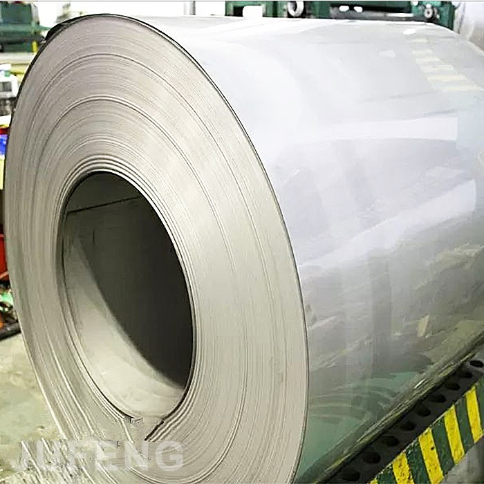 Zanglamaydigan po'latdan yasalgan issiq haddelenmiş rulo